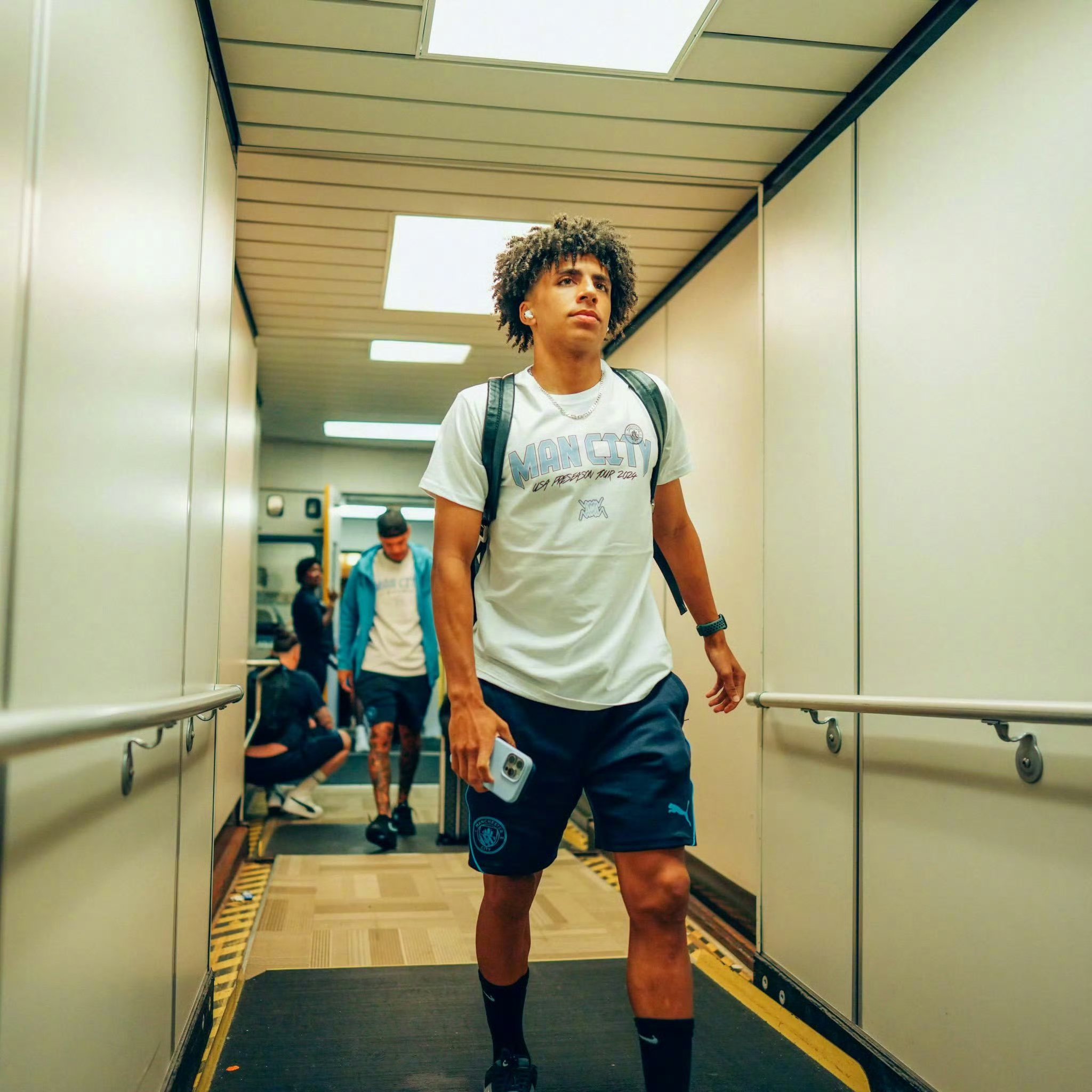 爱游戏官方今晚波士顿凯尔特人队长鼓劲：西甲节点到来；球迷炸锅；更衣室氛围转暖的简单介绍