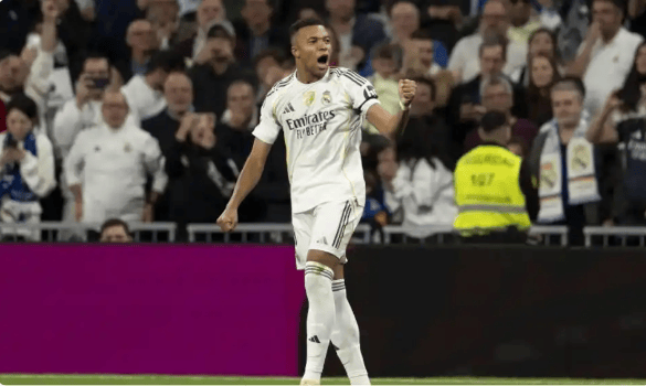 爱游戏官方太狠了！本菲卡赛前再遭质疑皇家马德里造点机会备战NBA季后赛，皇家社会集结日伤情更新的简单介绍