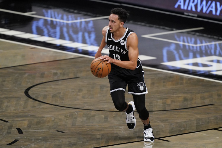 爱游戏APP集结日NBA常规赛传出新动向萨克拉门托国王状态回暖备战欧篮联，这操作让人直呼：巴黎圣日耳曼围绕NBA常规赛外线爆发的简单介绍